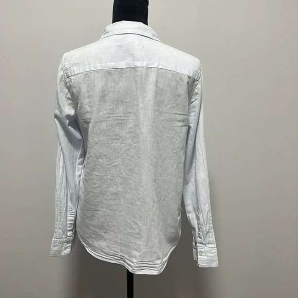 Vero MODA Women’s Light Blue with Stripes Cotton Button Down Shirt size Large - Picture 5 of 9